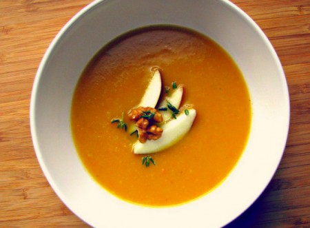 Potage patate douce, panais et pommes